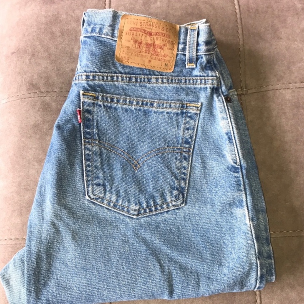 Woman’s Levi’s Jeans tapered leg/relaxed fit
